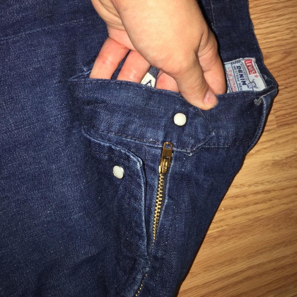 VINTAGE Levis bareback pearl snap trausers with side zipper